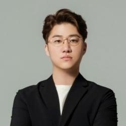 Zespół-Seung Yoon Lee