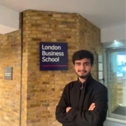 Команда-Abhinav Bhardwaj