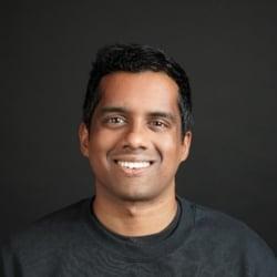 チーム-Vijay Chetty