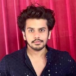 チーム-Utsav Jain
