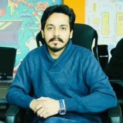 Đội-Talha Malik