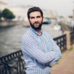 فريق-Yuriy Zubarovskiy