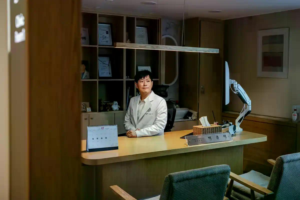 韩国散户众生相:1400 万「蚁群」扎进加密货币与杠杆