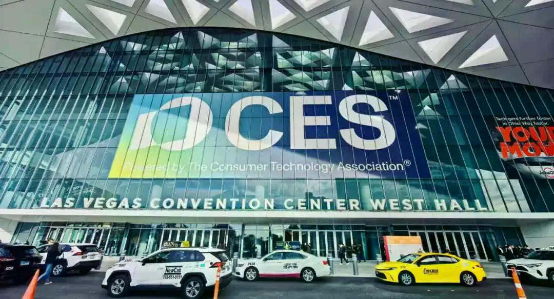 CES 2026最疯狂的25个脑洞：理发师、兽医、按摩师……AI正在抢走他们的饭碗