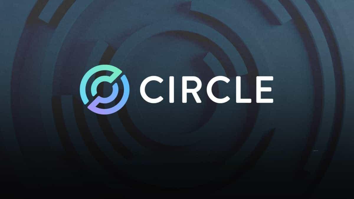 新聞專區-Circle因穩定幣增長超越Coinbase下跌，成為加密股漲幅最高者，漲幅達30%