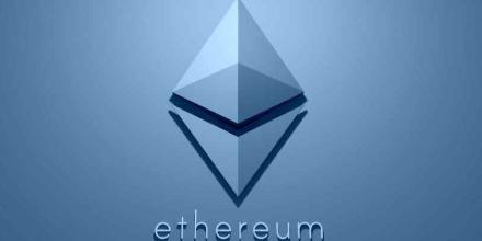 新聞專區-谁在暴跌中抢筹?以太坊交易所余额腰斩至九年新低,巨鲸17亿美元抄底暗藏玄机