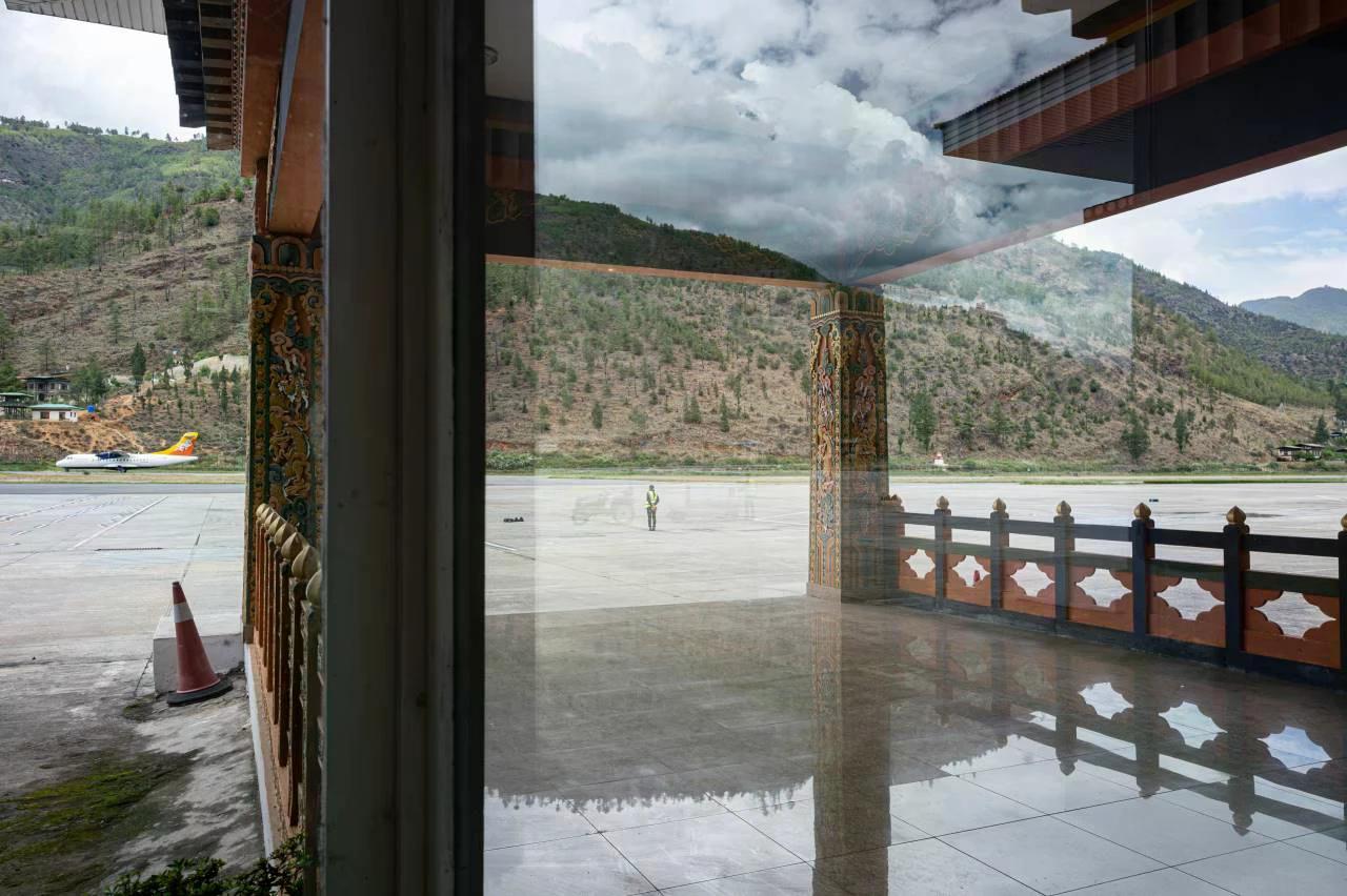 雷龙觉醒：当佛国不丹用经幡丈量比特币矿场