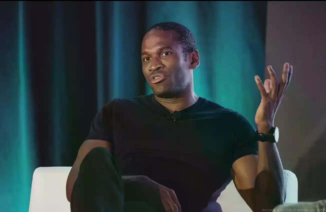 一句「可能下跌99%」:Arthur Hayes与Monad开启全网舆论对决