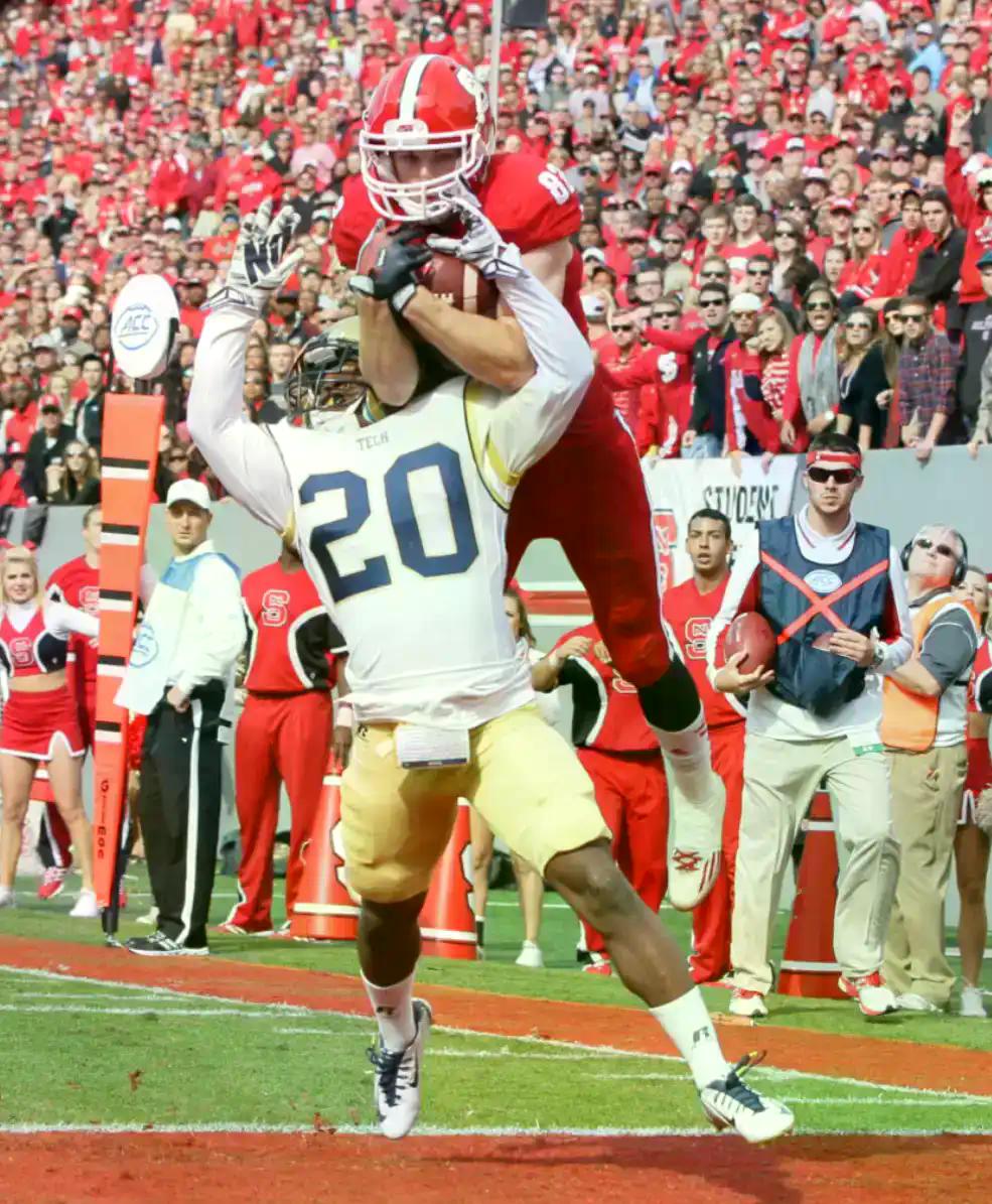 Tether 两面:USAT 的合法分身,与 USDT 的灰色帝国