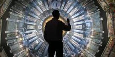 新聞專區-1840亿帝国走钢丝：Tether三重危机全面爆发，它还能撑住加密世界的地基吗？