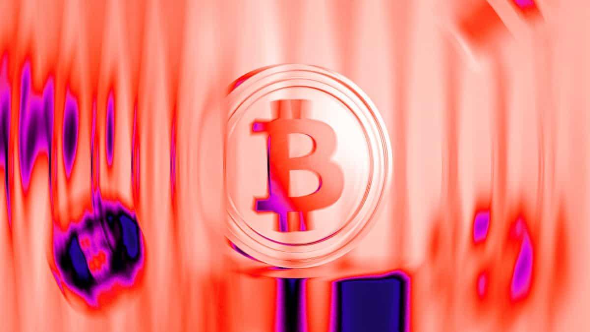 News section-CryptoQuant says bitcoin whale and dolphin accumulation stalled as demand remains weak