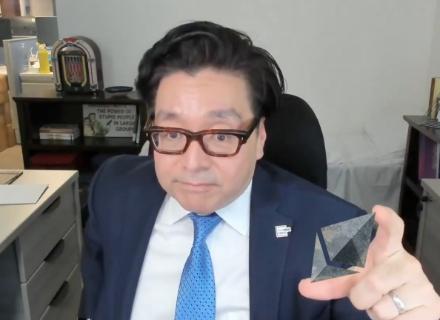 新聞專區-对话Tom Lee：以太坊冲向6万美元，比特币剑指百万美金？