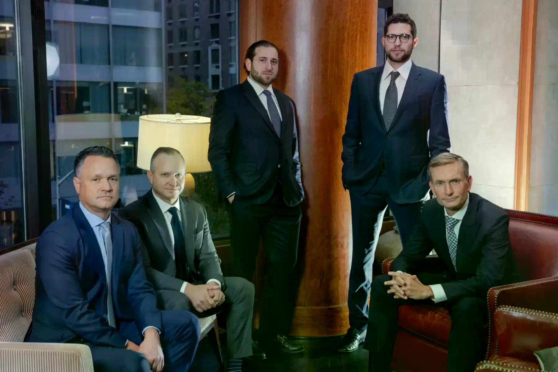 彭博社:吃尽加密红利?特朗普商务部长家族一年狂揽25亿美元