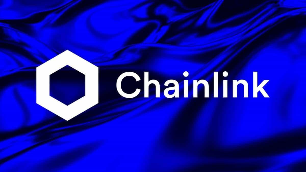 News section-Coinbase pushes order book, perps and futures data onchain with Chainlink's DataLink bridge