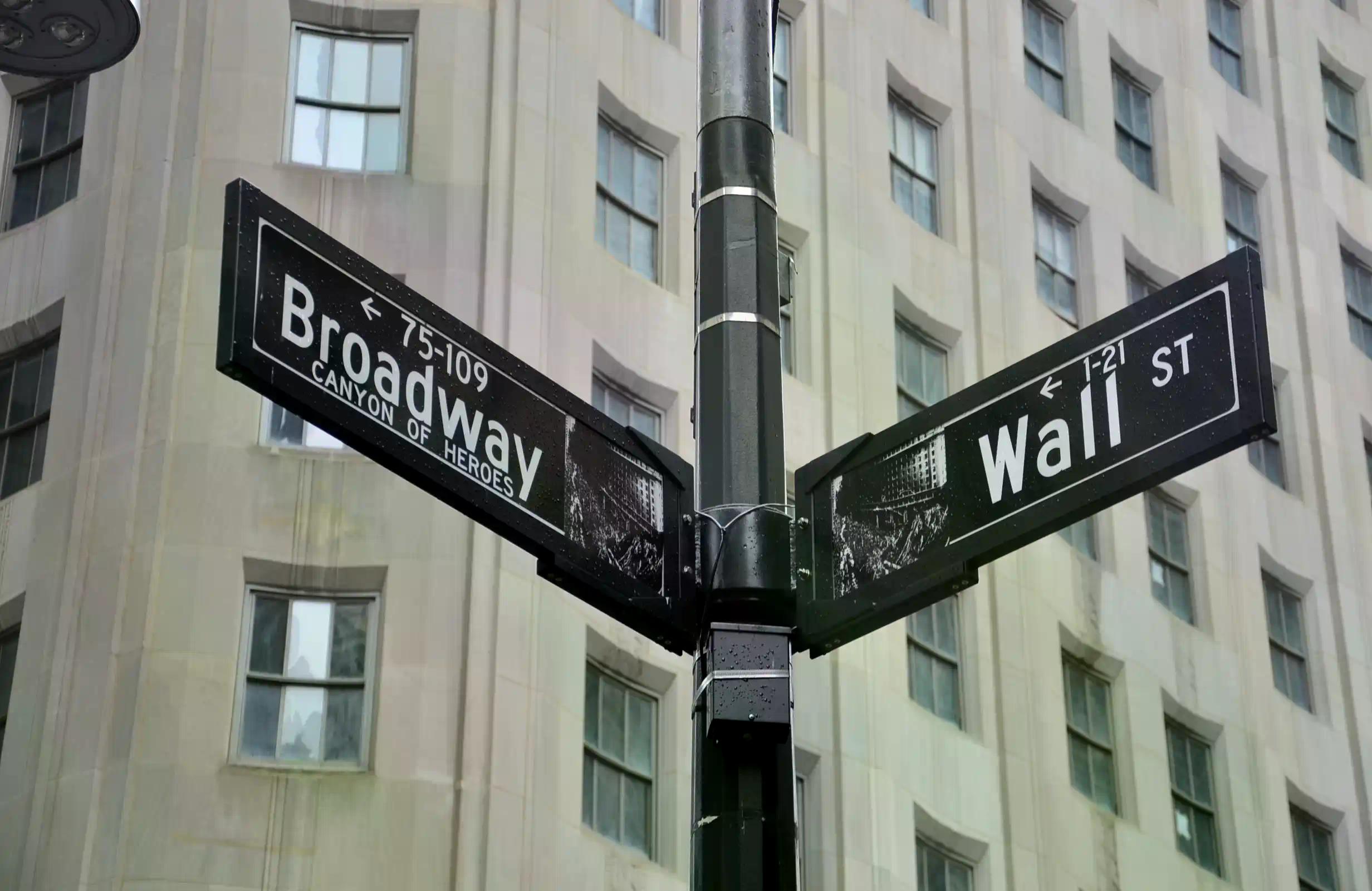 新聞專區-Q3财报季，11家华尔街金融巨头分歧加剧：有人清仓有人加码