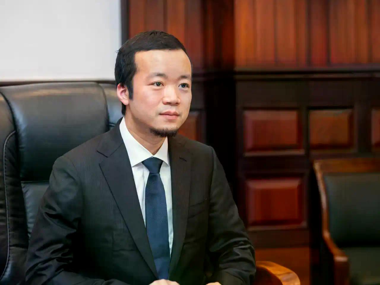 “天上掉个钢镚都是他的”——起底柬埔寨“太子”陈志的罪恶与黄昏